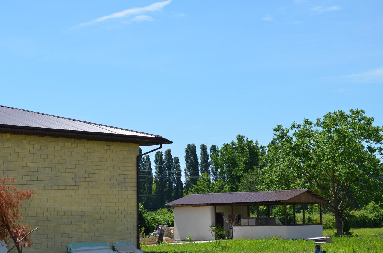Solnechny Bereg Guest House Gudauta Exteriér fotografie